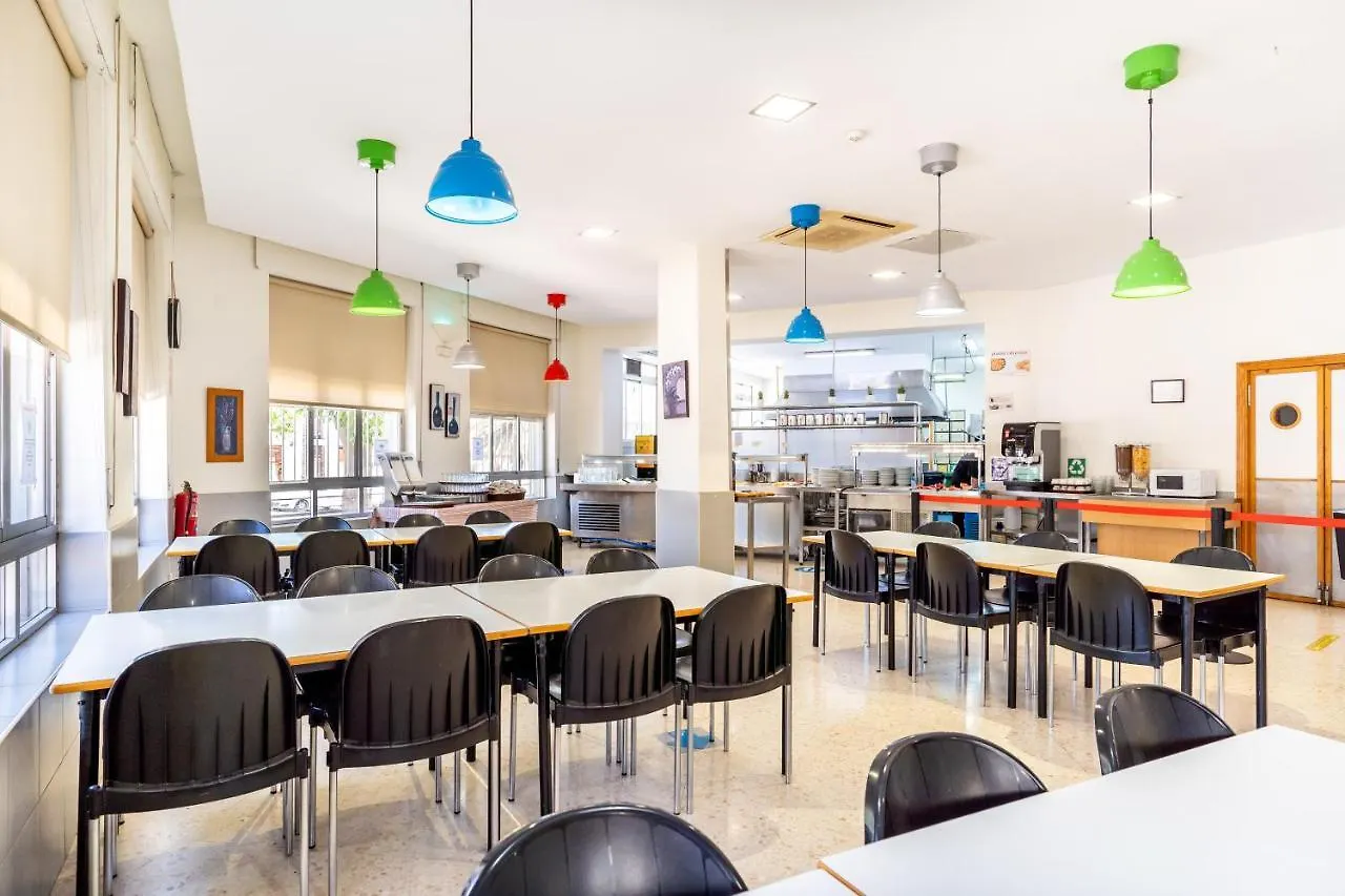 אכסניה Albergue Inturjoven מאלגה
